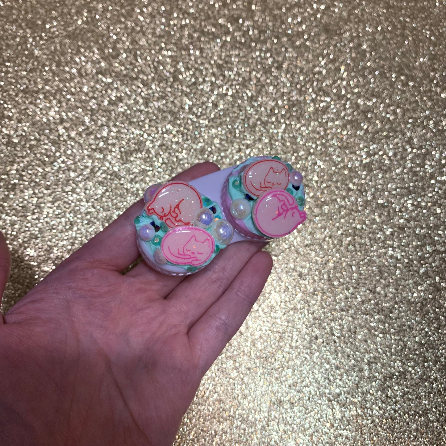 Pink cat contact case