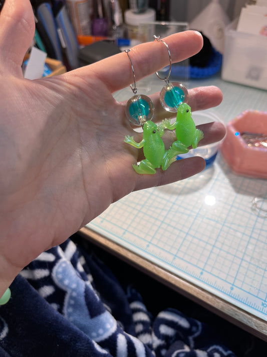 90s Jelly green frogs hoops